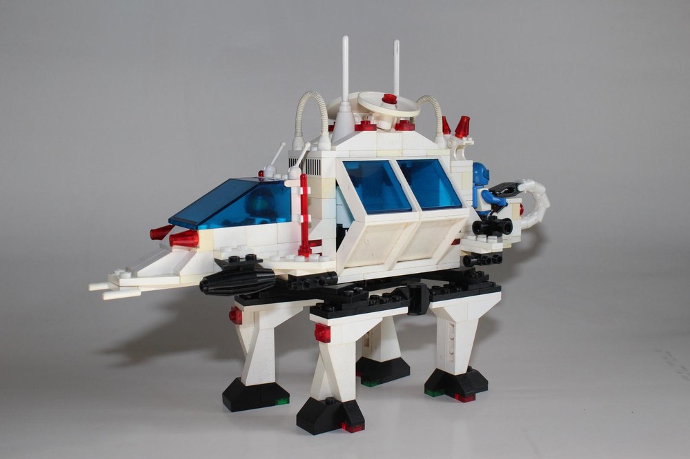 Lego Alien Moon Stalker (Futuron Style)