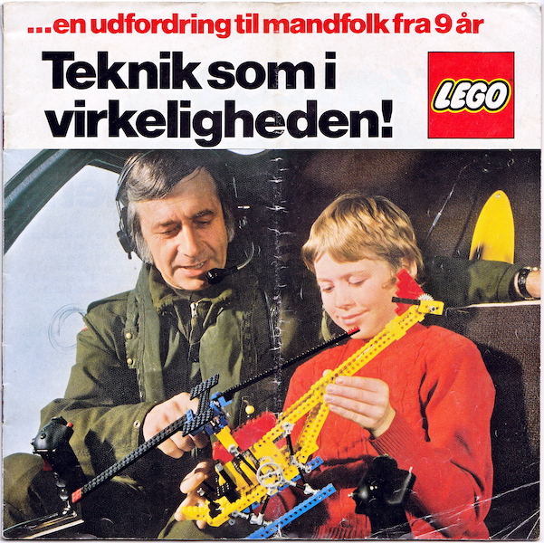 Lego 1977 Large Technic Danish 18.5cm x 18.5cm with parchment inlays (98815-DK)