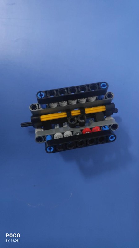Lego Technic V10 engine