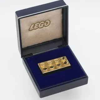 Lego 14 Karat Gold 2x4 Brick