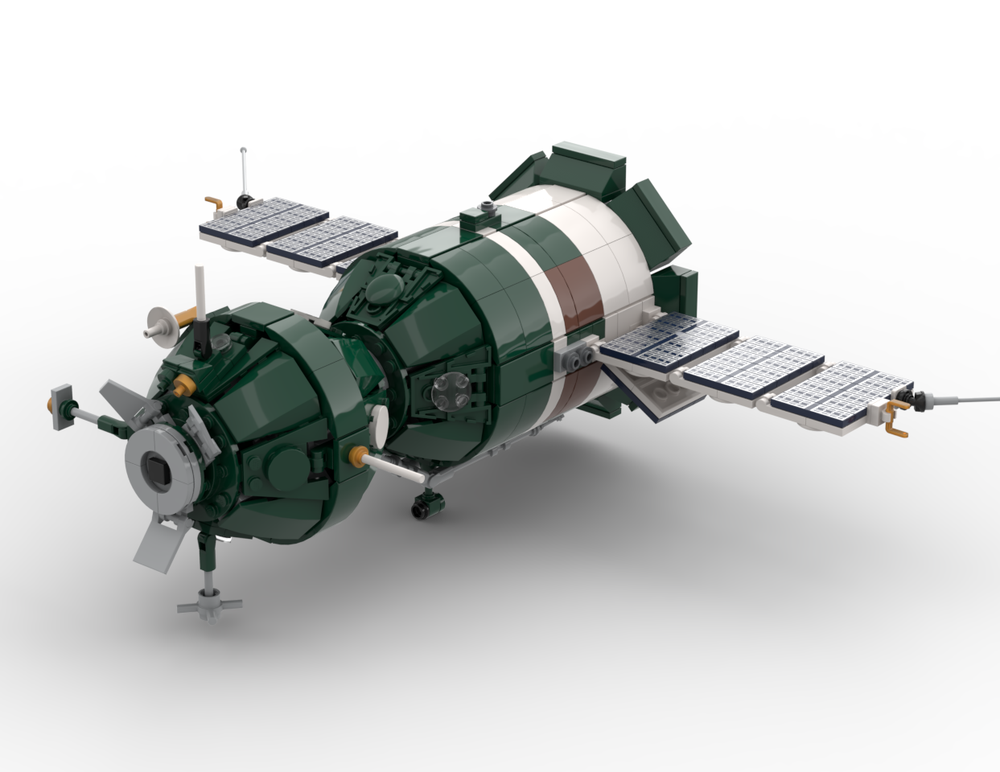 Lego Soyuz 7K-TM - Minifig Scale