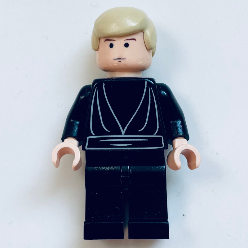 Lego Luke Skywalker, Black Robes, Black Eyes