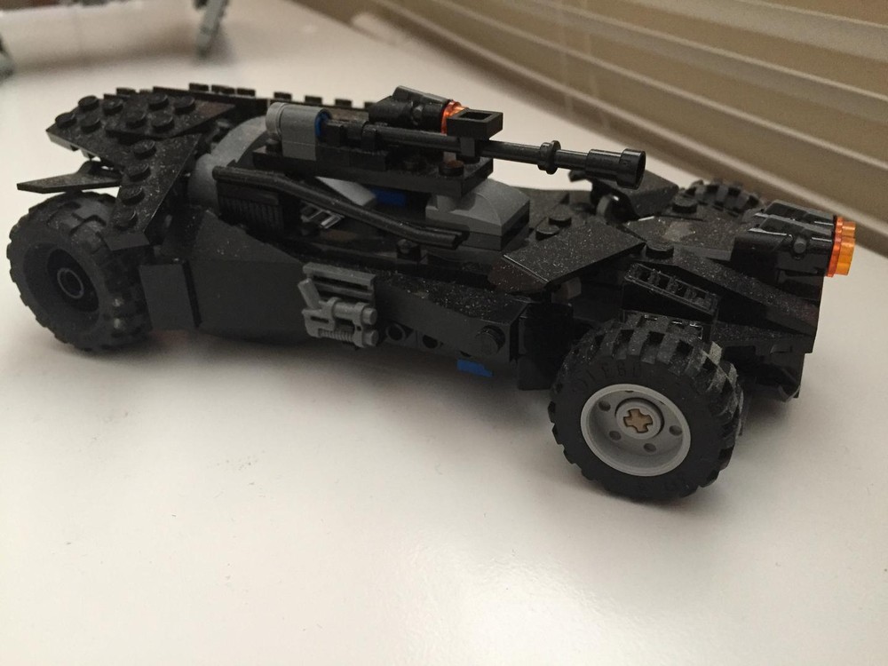 Lego Batmobile (Justice League)