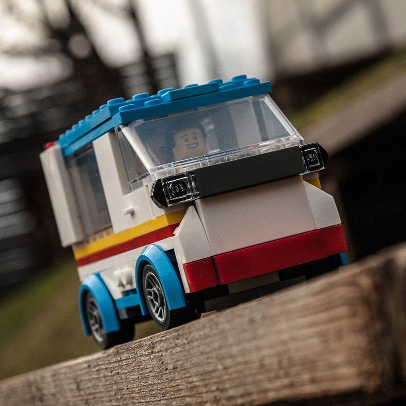 Lego 60253 Happy Van