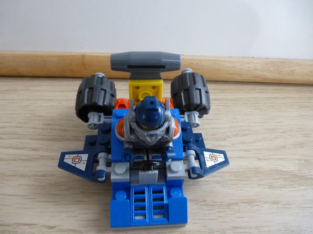 Lego Clay's space explorer [with drone]