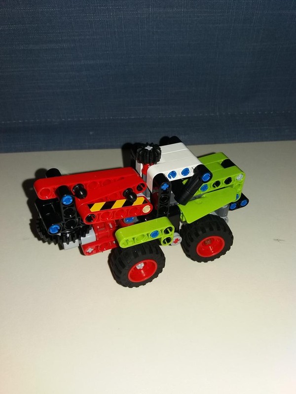 Lego technic lego moc 42102 traktor crane