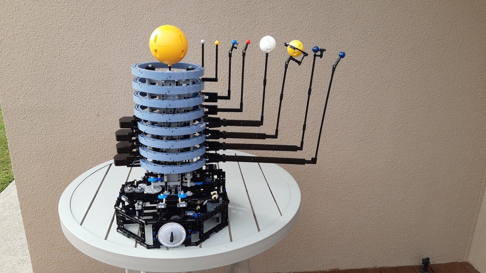 Lego Solar System / Orrery