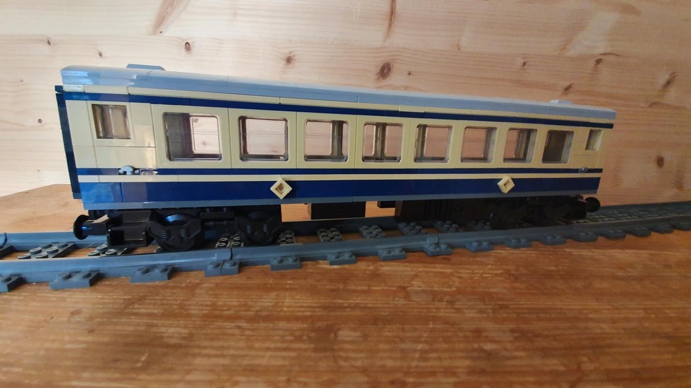 Lego Europe Zephyr Second Class Wagon