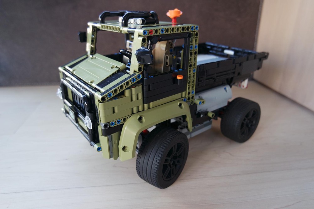 Lego 42110_D_Unimog