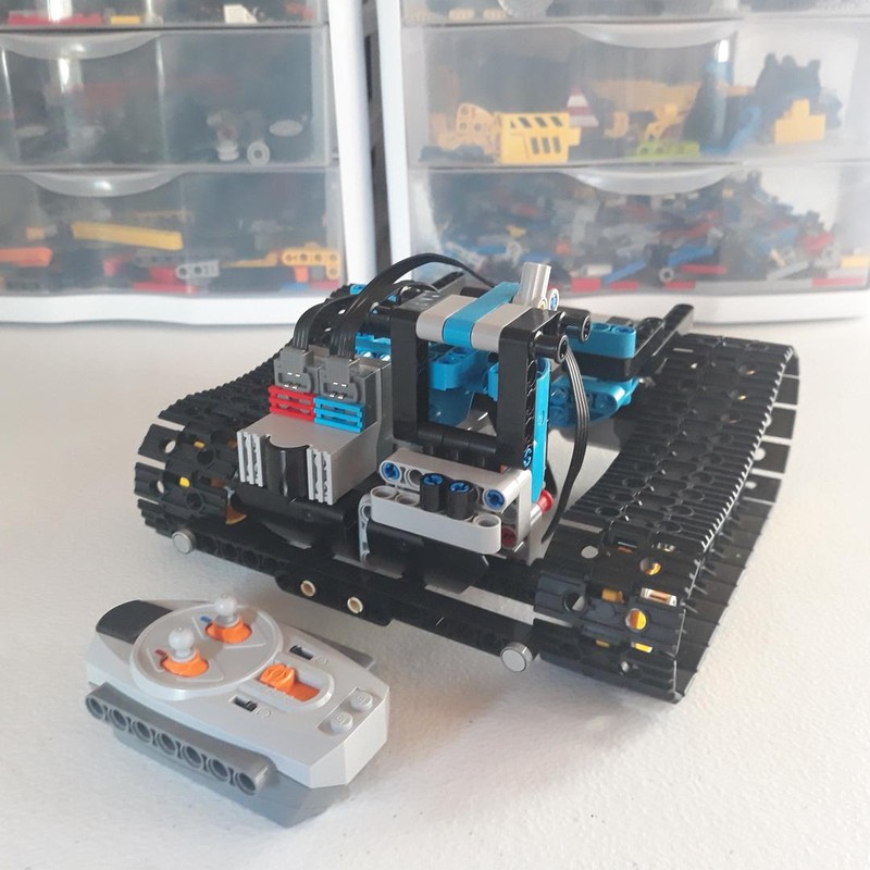 Lego 42095 Semi-RC Tracked Dumper