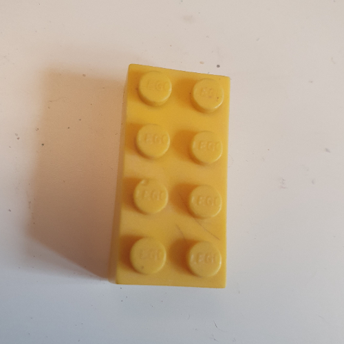 Lego Brick 2 x 4 with Old Logo on Studs and without Cross Supports / Yellow