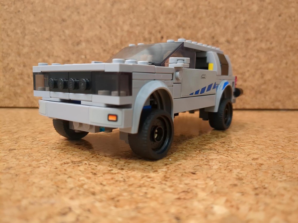 Lego 1994 GMC Jimmy - 76917