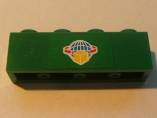 Lego Brick 1 x 4 with Box and Arrows and Globe on Green Background Pattern (Sticker) - Set 7633