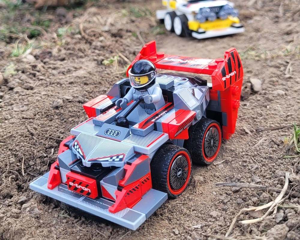 Lego Tooned Audi S1 e-tron Quattro