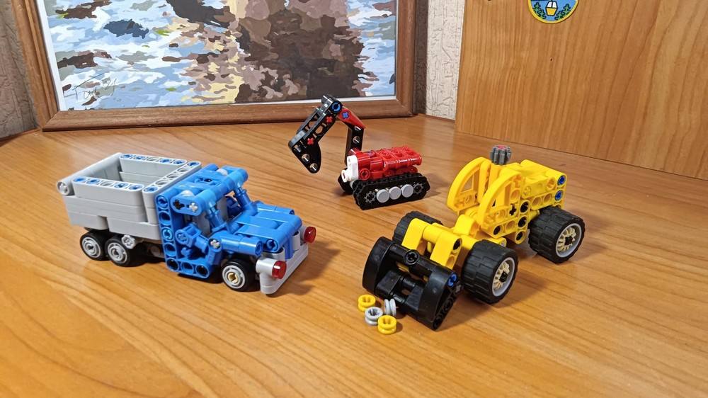 Lego Mini 42023 (v1)
