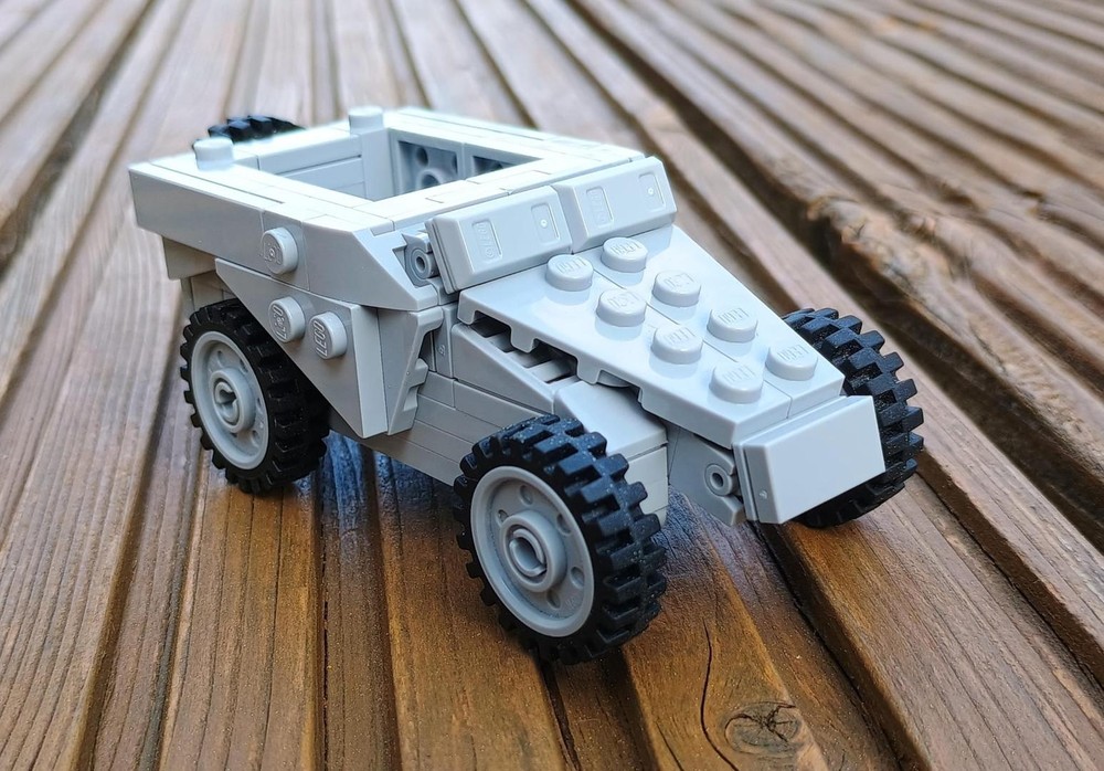 Lego BTR-40 APC