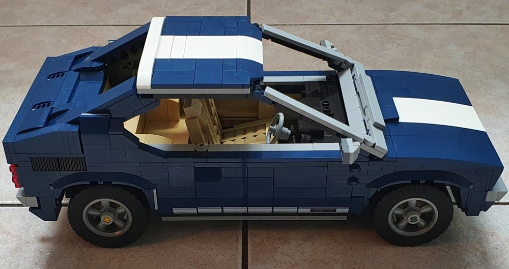 Lego Sports car Suzuki Fronte