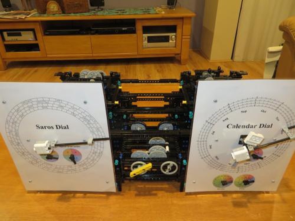 Lego Antikythera Device