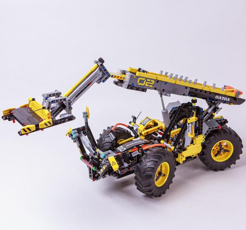 Lego Telescopic Handler (42081 c-model)