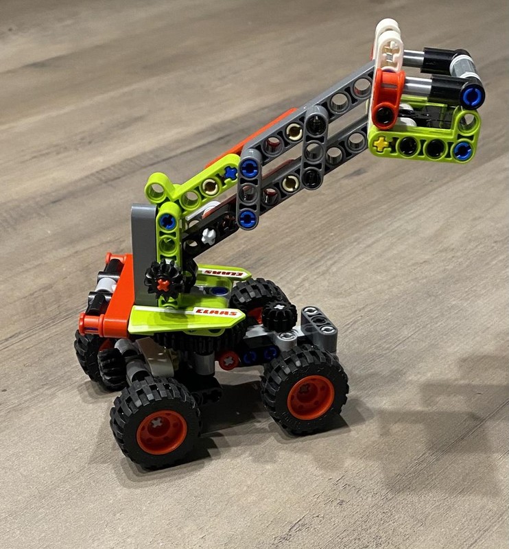 Lego Cherry Picker