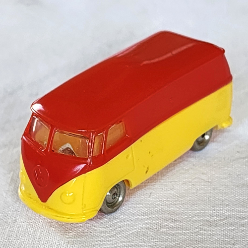 Lego HO Scale VW Van - Yellow Base / Red