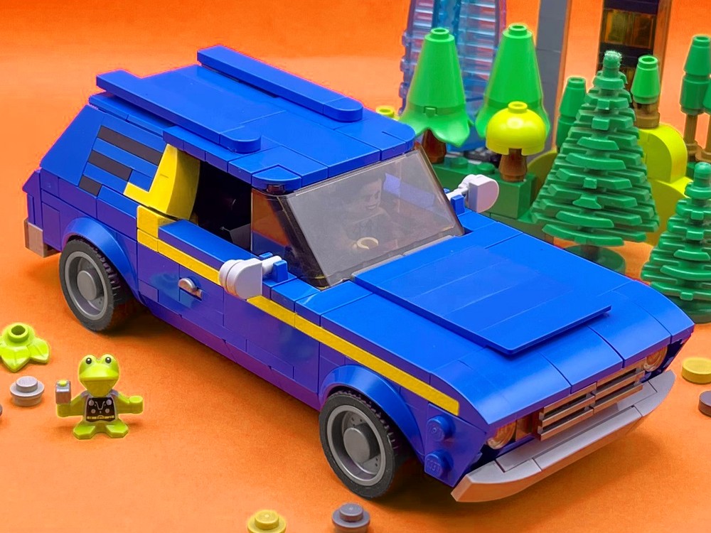 Lego Underdog Gremlin - Blue