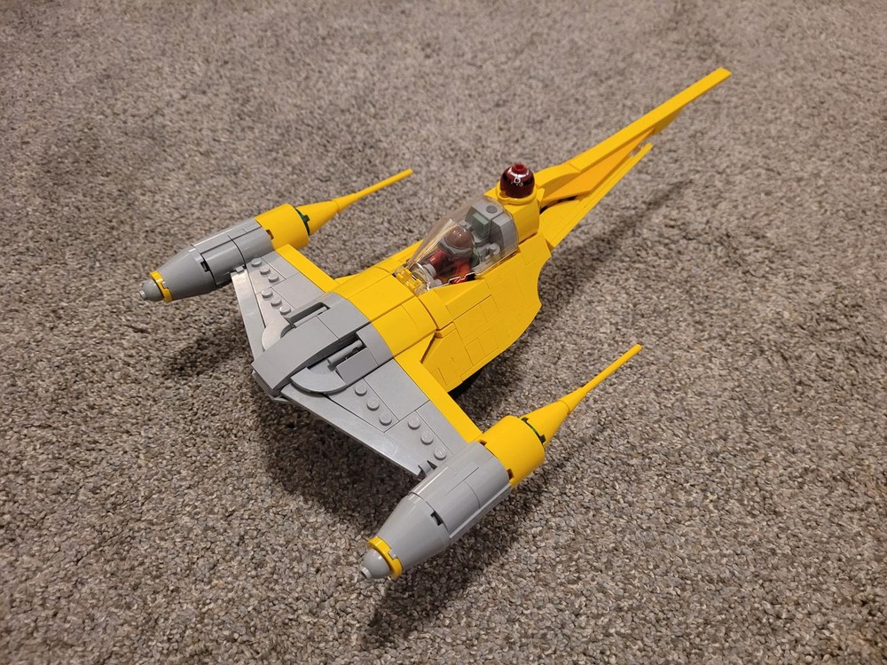Lego Custom Engines for Inthert's Naboo Starfighter
