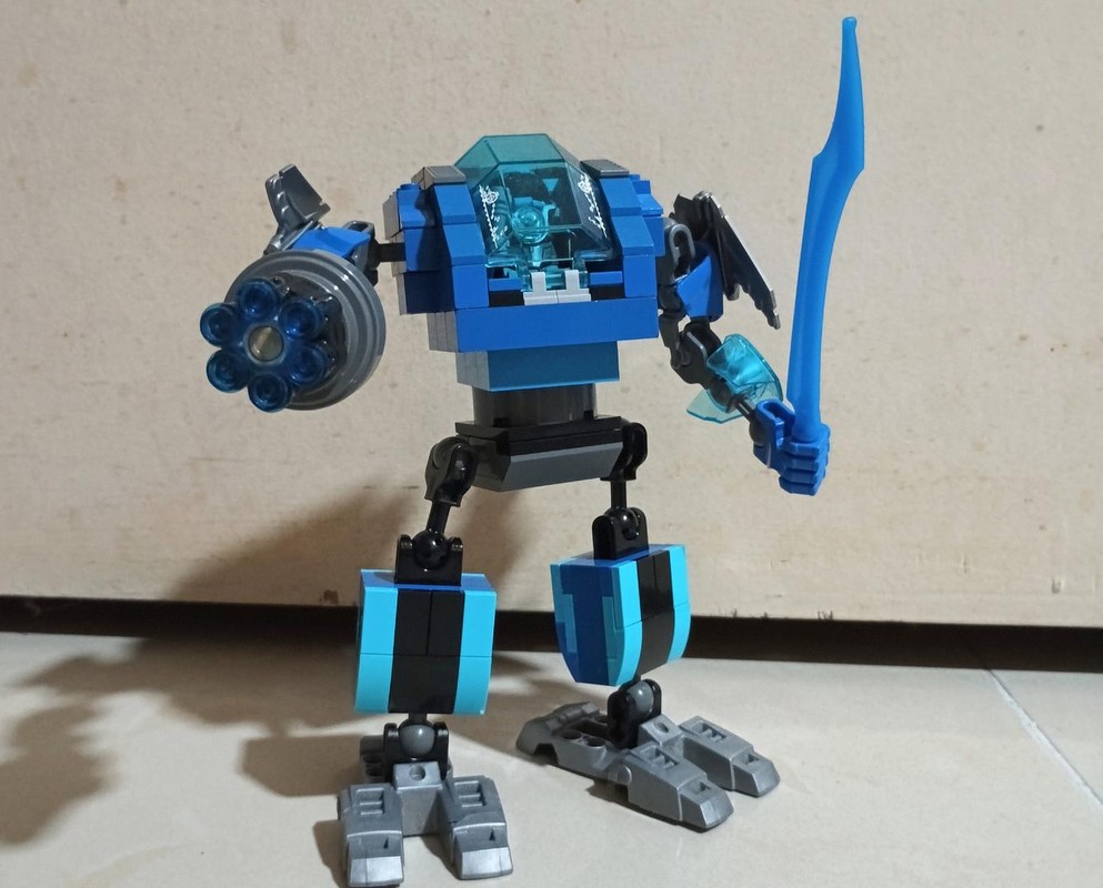 Lego Blue Mech