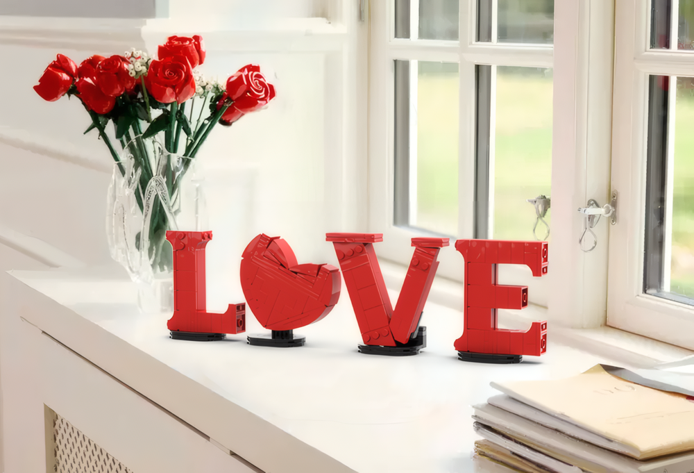 Lego Love lettering Valentine´s Day