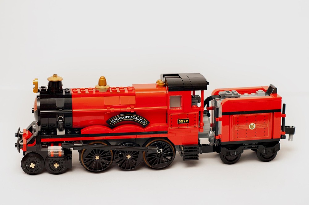 Lego Motorized Hogwarts Express
