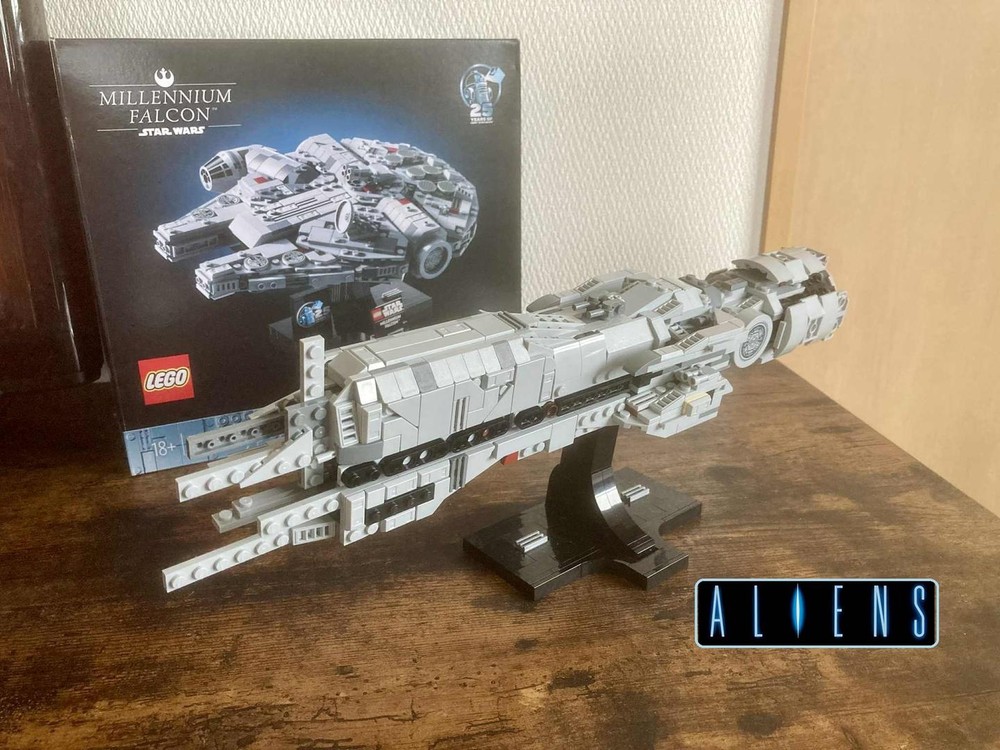 Lego Aliens USS Sulaco Midi-Scale