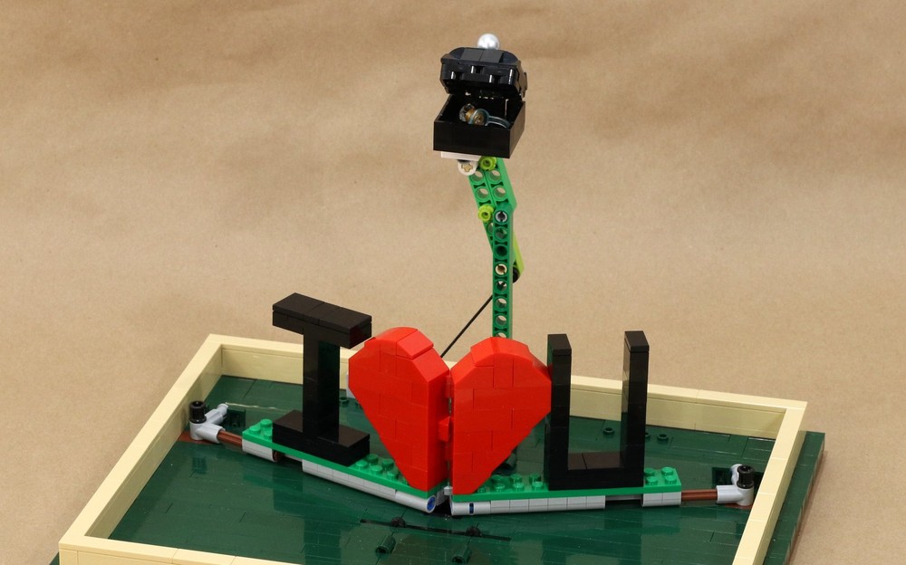 Lego Pop-Up Heart and Ring Box