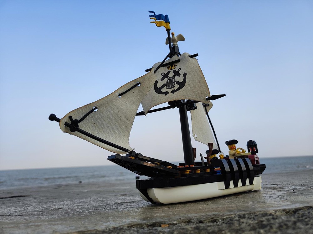 Lego 6277 Merchant's Cutter remagined