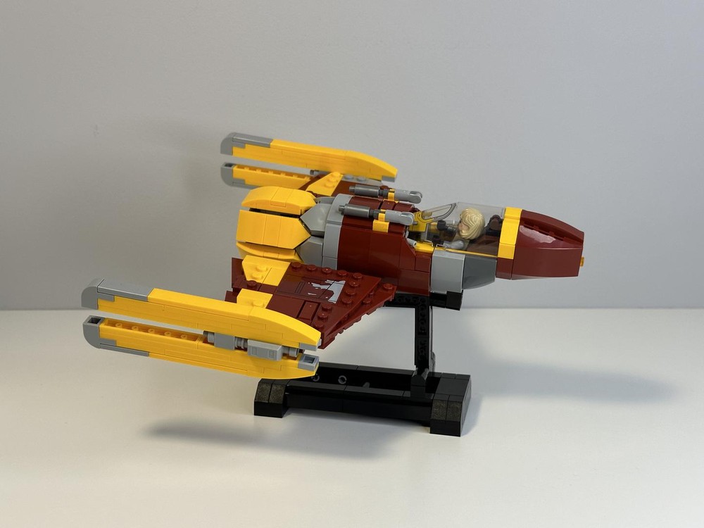Lego Shin Hati's Starfighter minifig scale