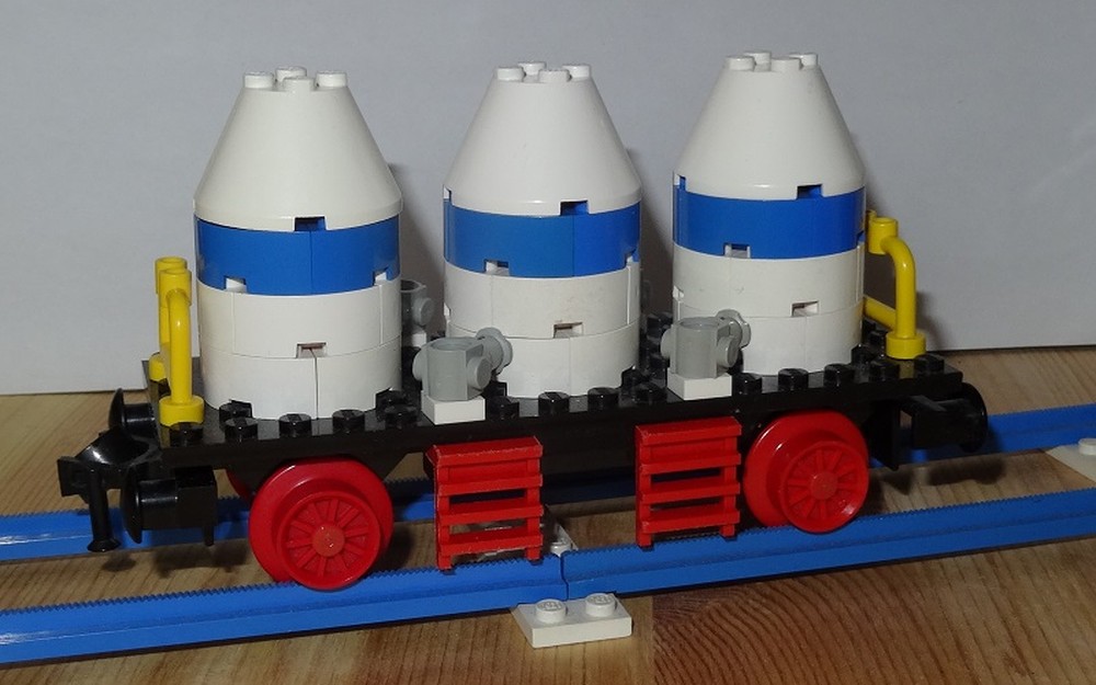 Lego Powder wagon - 7730 colour modification