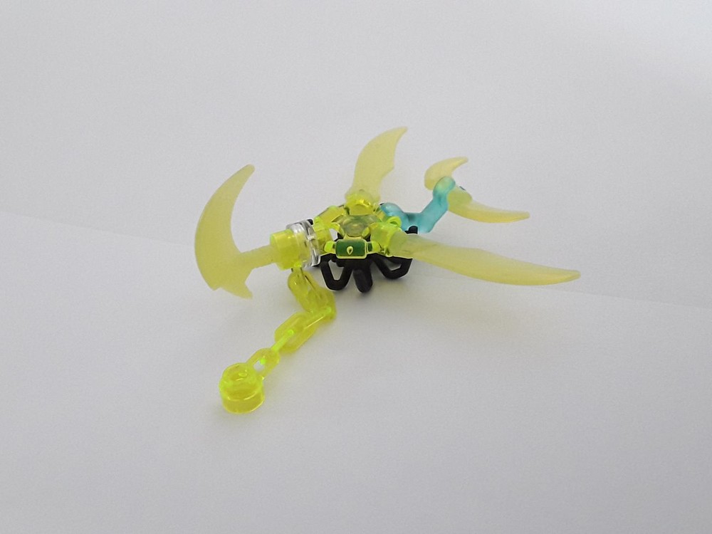 Lego Spectral Horned Dragon (Nano)