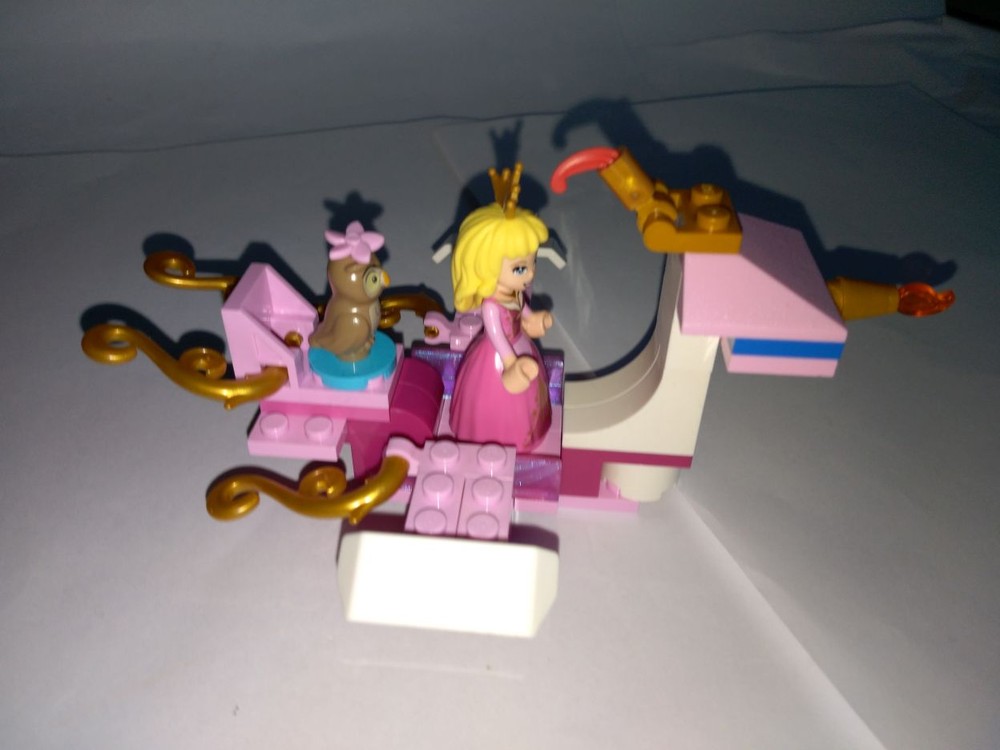 Lego 43173 Aurora's pet dragon