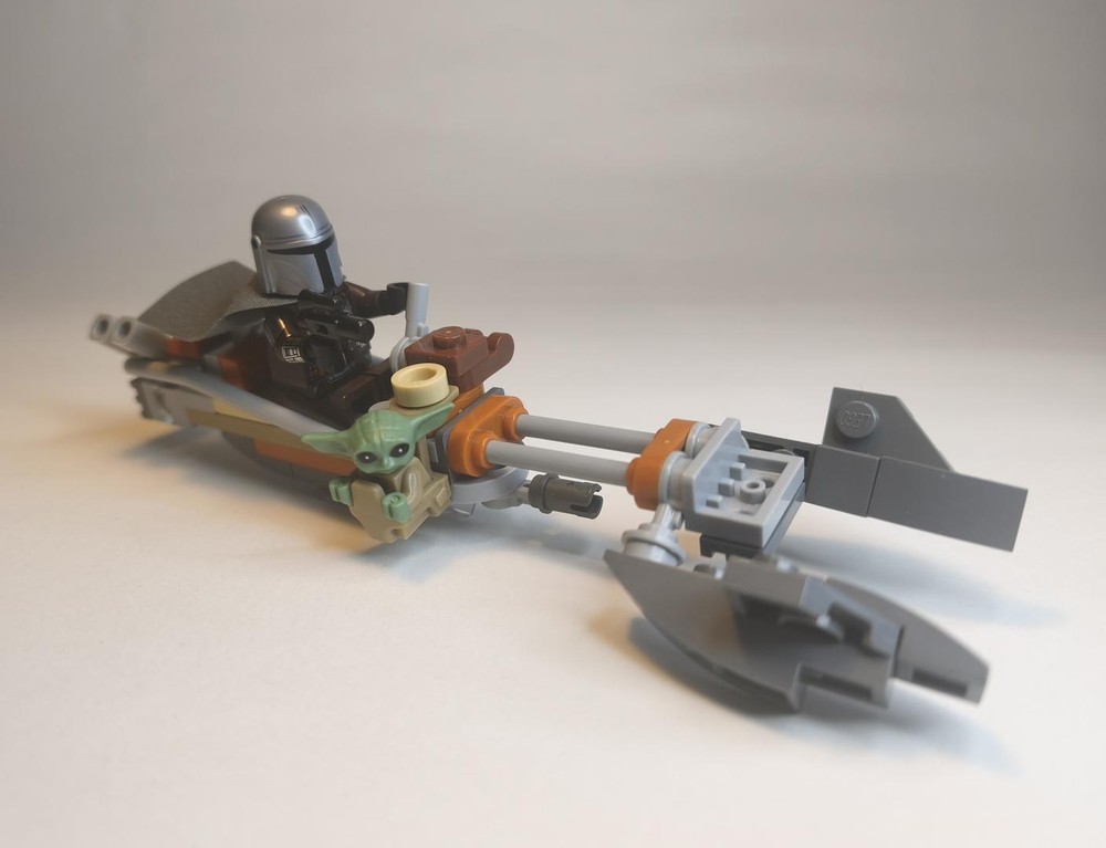 Lego Mando's Hot Rod Speeder - The Mandalorian & Grogu's Speeder Bike 75436 alternate build
