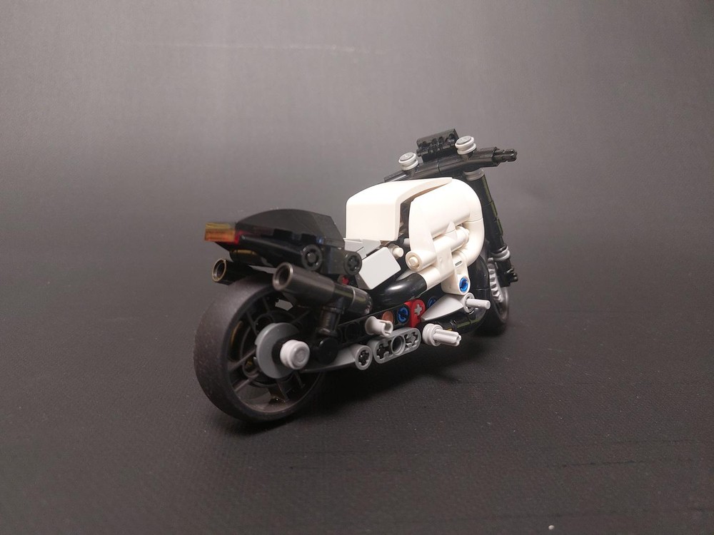 Lego Small Motorcycle (white)