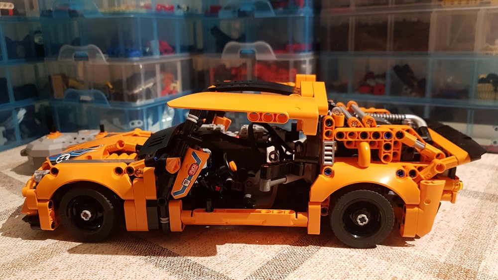 Lego RC-Supercar with gull-wing doors