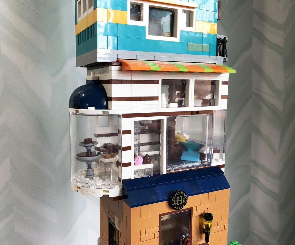 Lego Candy Shop module for Ball Run Tower