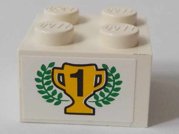 Lego Brick 2 x 2 with Black Number 1 on Yellow Trophy Cup, Green Laurels Pattern (Sticker) - Set 6337 / White