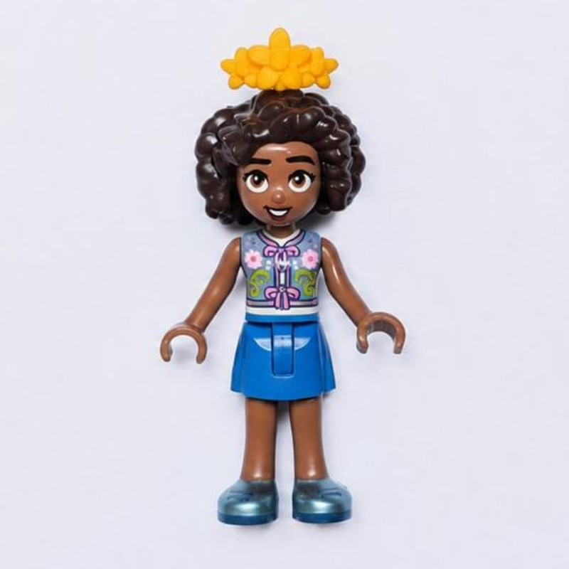 Lego Aliya, Sand Blue Top, Blue Shorts. Flowers