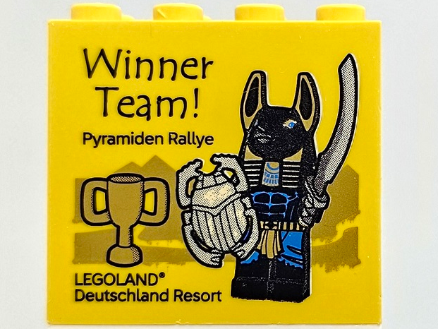Lego Brick 2 x 4 x 3 with Winner Team! Pyramiden Rallye LEGOLAND Deutschland Resort Pattern (Version without Number on Trophy)