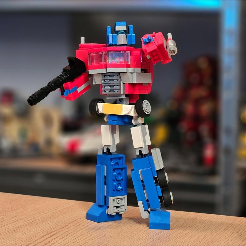 Lego G1 Optimus Prime V2