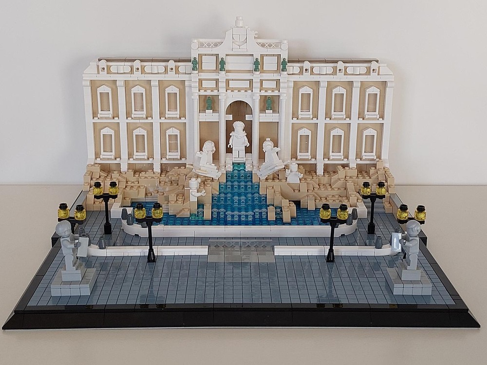 Lego Trevi Fountain