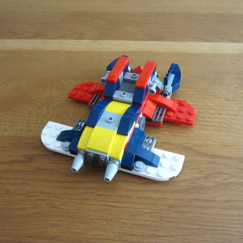 Lego 31045 Intrepid cruiser