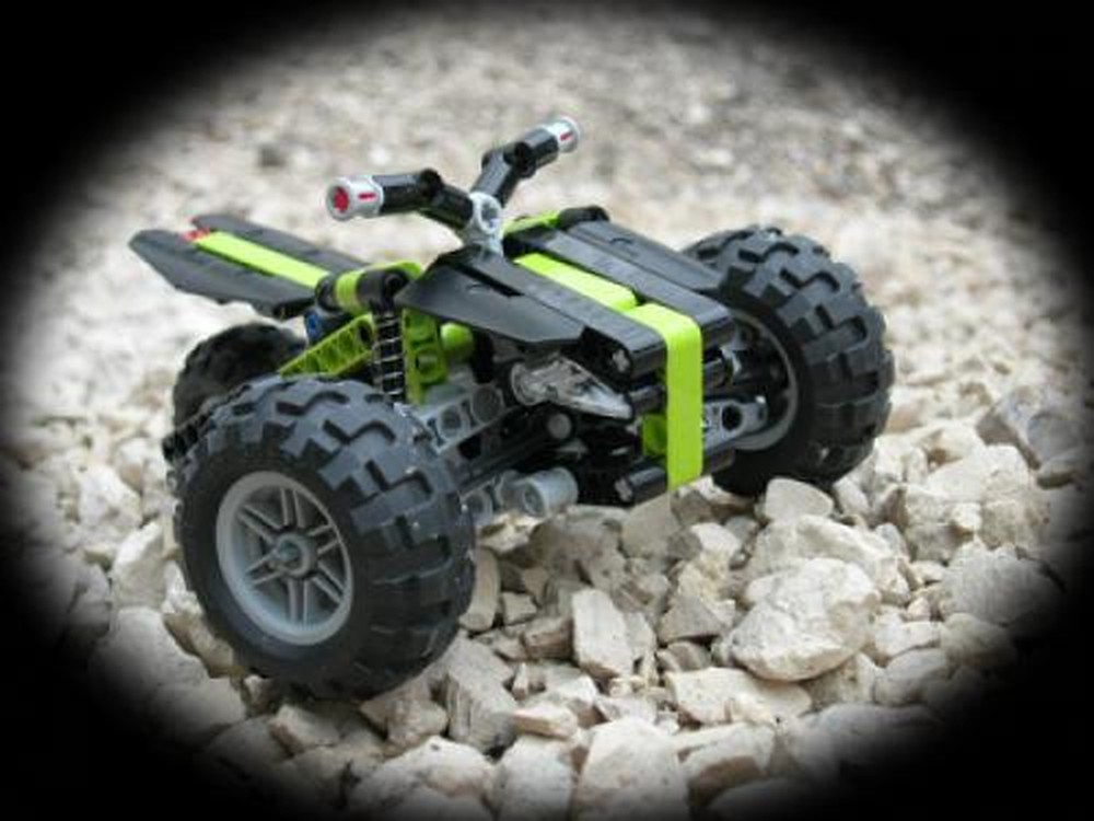 Lego Trike based on #42021
