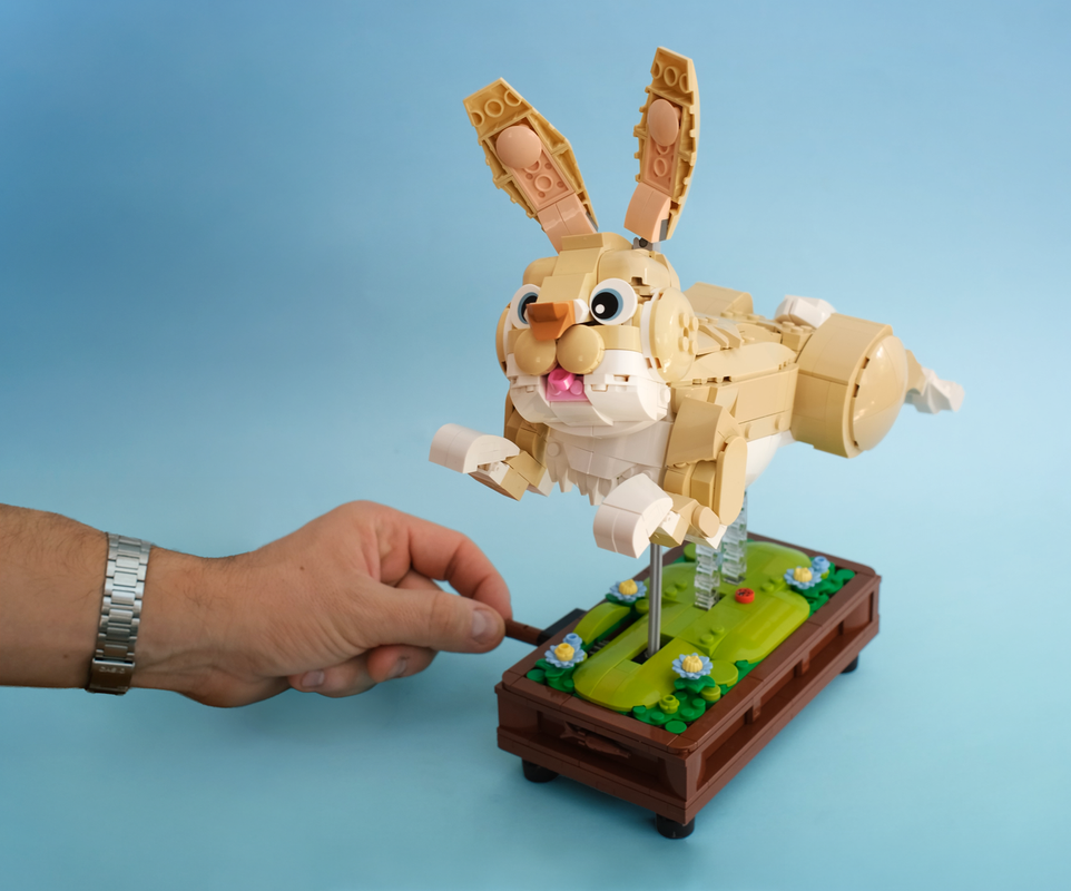 Lego Bouncing Bunny: Turn Crank for Running Movement!