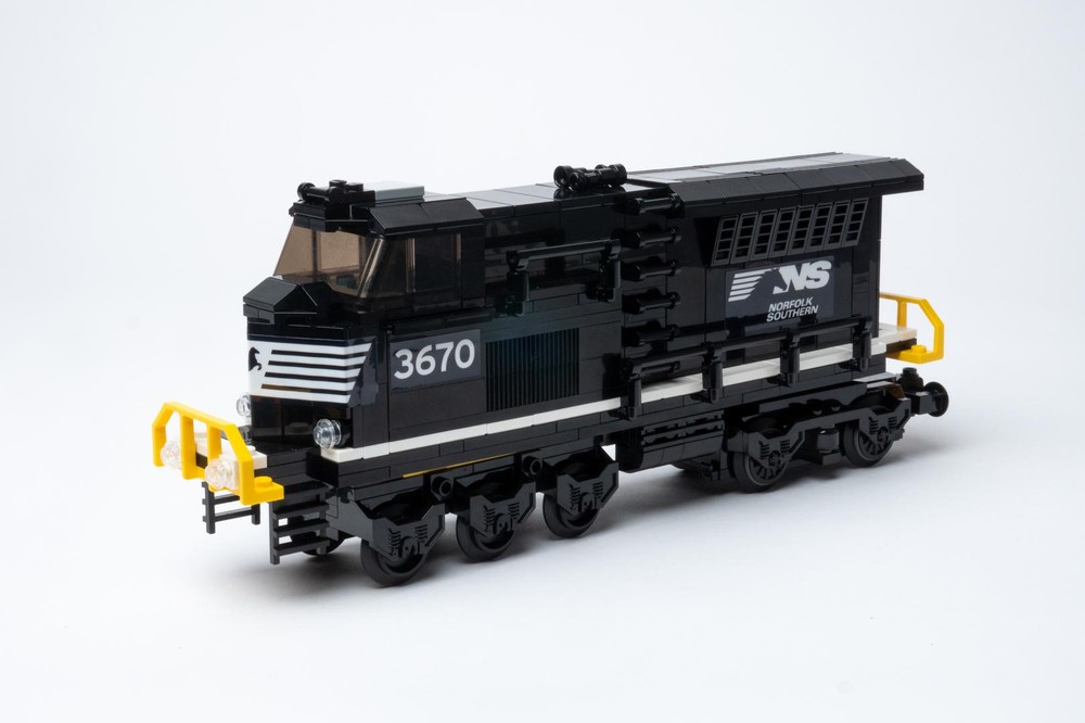Lego Norfolk Southern Freight Locomotive (GE Evolution Tier 4)